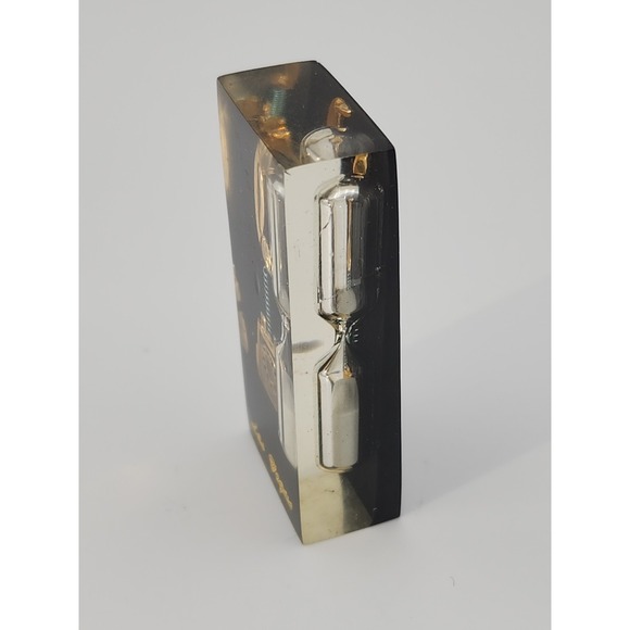 Vintage souvenir of LAS VEGAS hourglass / egg timer/ paperweight - Picture 3 of 6